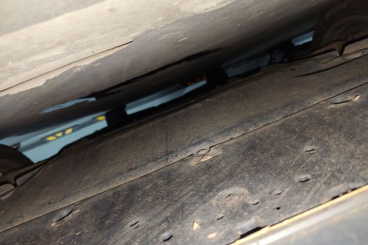 奥迪A4L 2019款 40 TFSI 时尚型 国VI局部细节9008