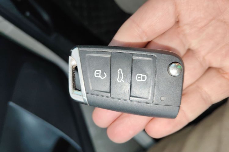 斯柯达 柯迪亚克 2018款 改款 TSI330 5座两驱舒适版中控内饰11