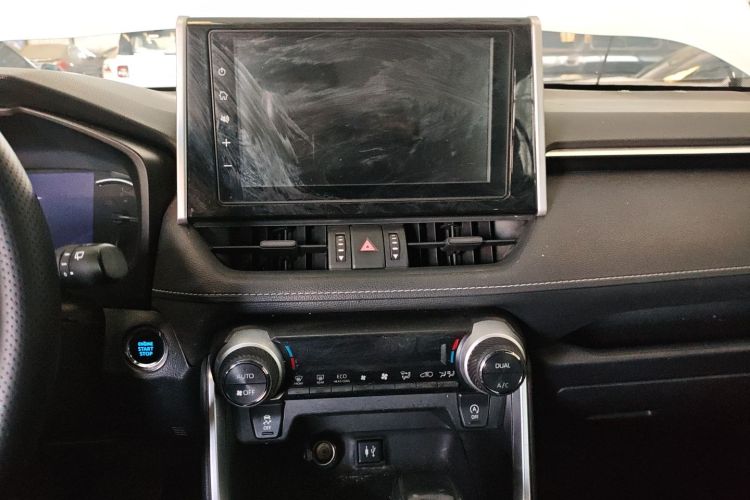 丰田 RAV4荣放 2020款 2.0L CVT两驱风尚版中控内饰16