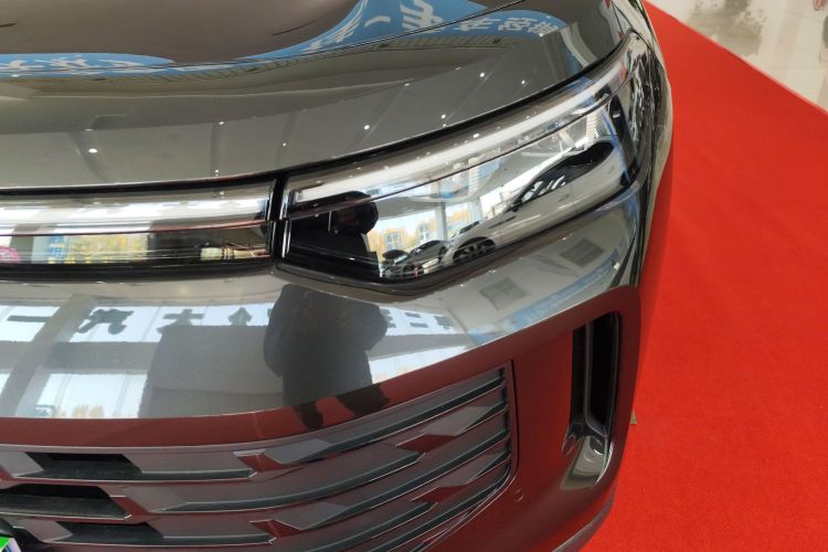 大众 2025款 探岳L 300TSI 两驱精英局部细节36