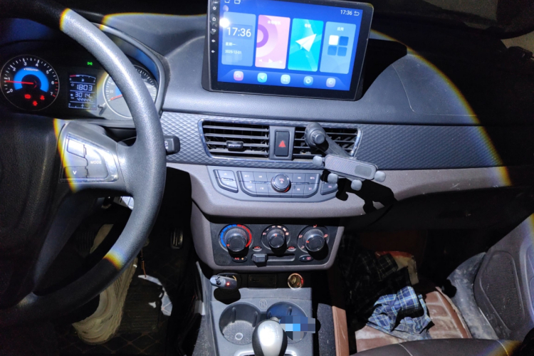 东风风光 风光330 2018款 1.5L 330S 舒适型国V DK15中控内饰16