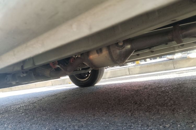 长安凯程 2021款 1.5L欧诺S智享版单蒸空调客车JL473QG局部细节9004