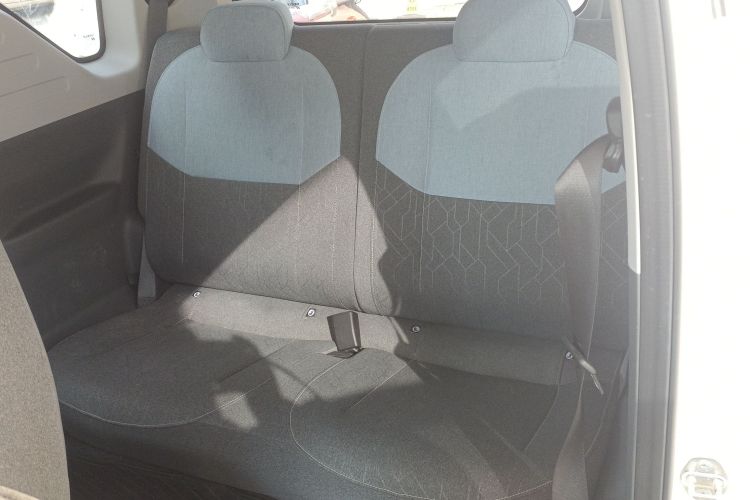 吉利银河 2024款 熊猫mini 200km 耐力熊中控内饰21