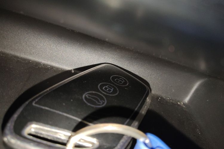 宝骏RS-3 2020款 1.5L CVT  24小时在线豪华型中控内饰7001