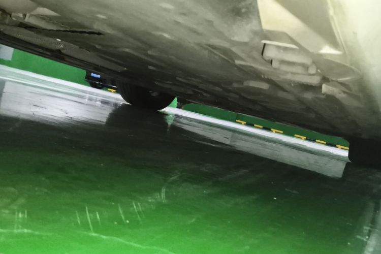 奔驰A级 2022款 改款三 A 200 L 运动轿车时尚型局部细节9002