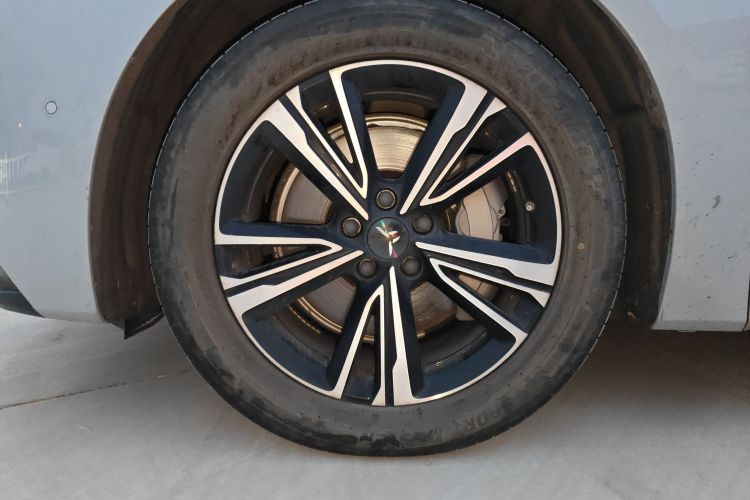 红旗EH7 2024款 690 Pro车身外观6007