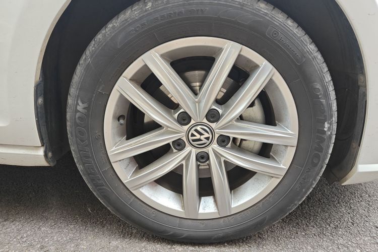 大众 高尔夫 2018款 1.6L 自动舒适型车身外观10