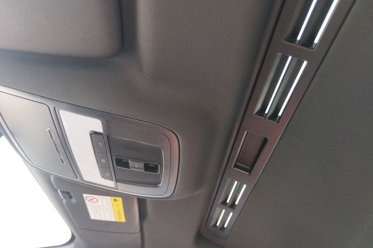 名爵 MG5 2022款 180DVVT CVT青春豪华版中控内饰22