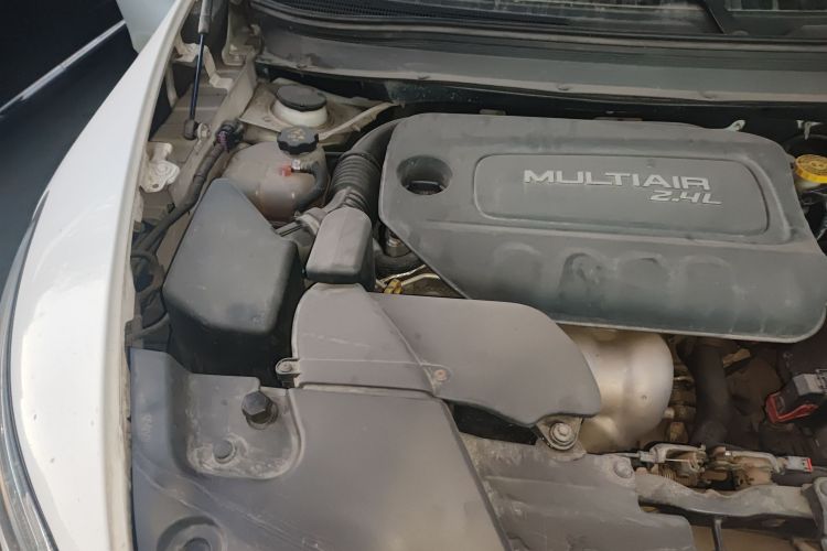 Jeep 自由光 2016款 2.4L 领先版局部细节9006