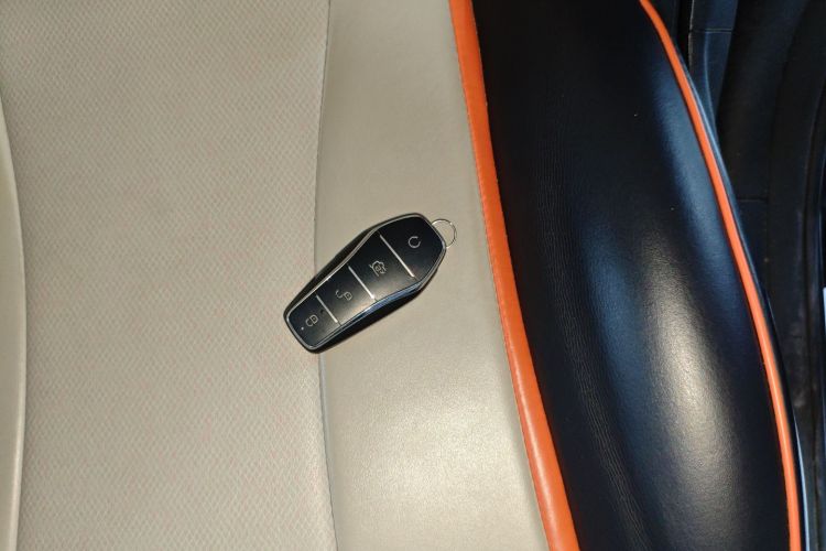 比亚迪 海豚 2021款 405km 时尚版中控内饰11