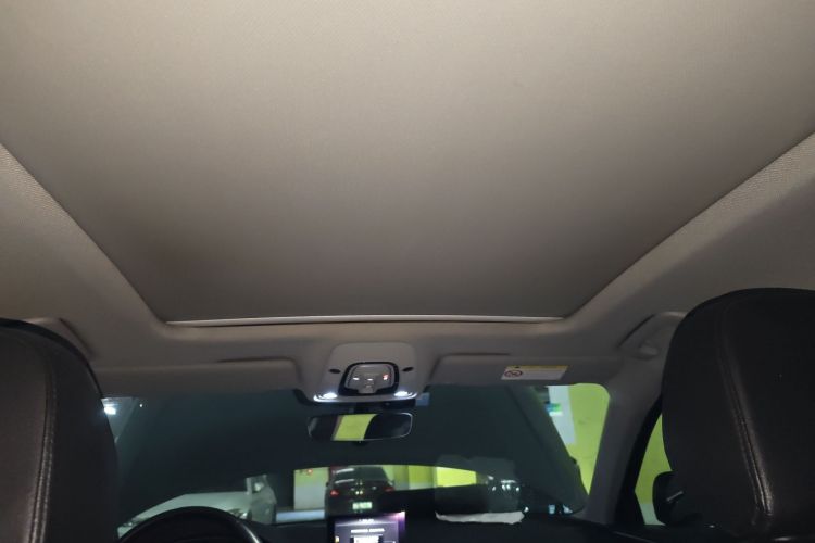 奥迪A4L 2019款 40 TFSI 进取型 国VI中控内饰22