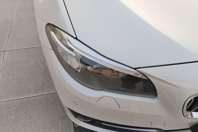 宝马5系 2014款 520Li 典雅型车身外观6006