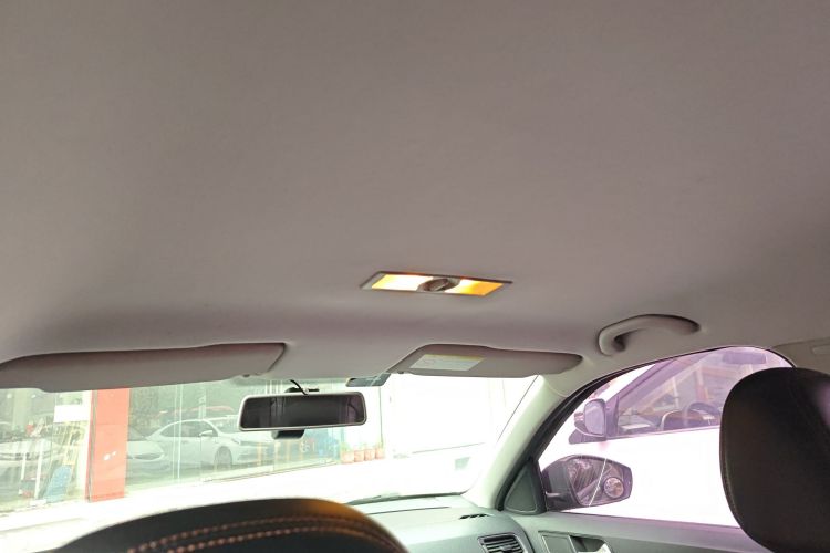 大众 朗逸 2015款 1.6L 自动风尚版局部细节22