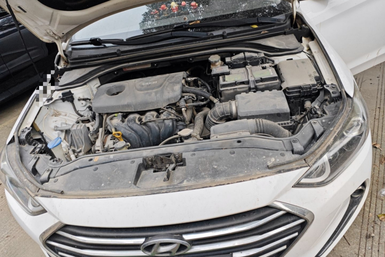 现代 领动 2016款 1.6L 自动智炫·精英型局部细节24