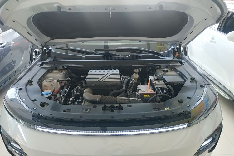 捷途山海L7 2024款 1.5T 120km  ULTRA 5座局部细节24