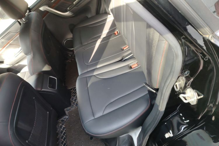 哈弗H6 2015款 改款 运动版 1.5T 手动两驱精英型中控内饰21