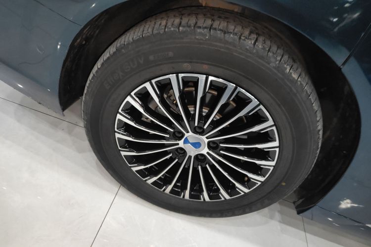 腾势D9 2022款 DM-i 970 四驱旗舰型车身外观6008