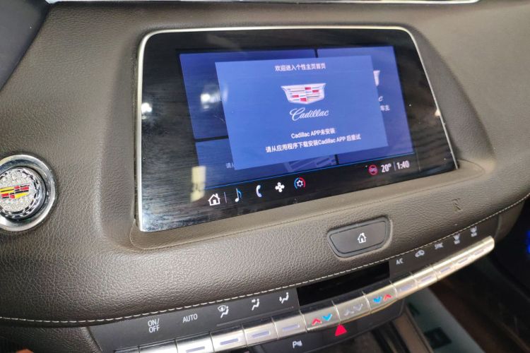 凯迪拉克XT4 2021款 28T 两驱技术型中控内饰16