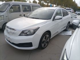 东风风神E70 2023款 500 智行版 磷酸铁锂 48.6kWh 110kW