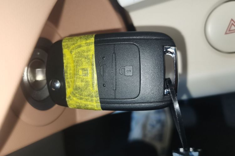 五菱汽车 宏光MINIEV 2024款 第三代 215km 青春版中控内饰7001