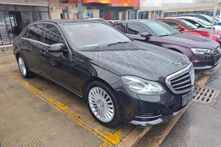 奔驰E级 2015款 改款 E 260 L车身外观3