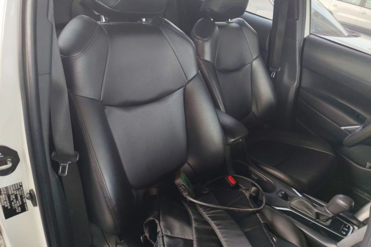 丰田 卡罗拉锐放 2022款 2.0L 先锋版局部细节41