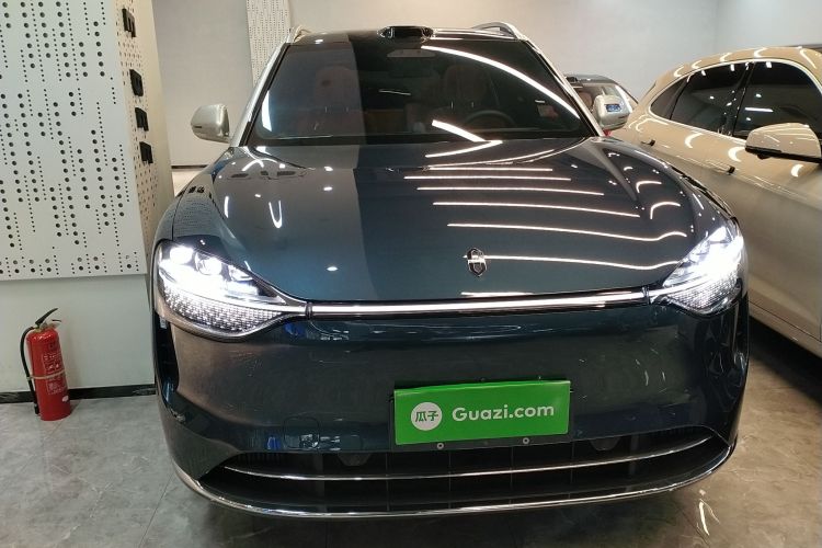 鸿蒙智行 问界M9 2024款 增程 Max版 42kWh 5座版车身外观6001