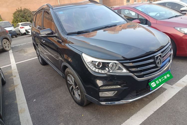 宝骏560 2017款 律动版 1.5T 手动乐享型车身外观6002