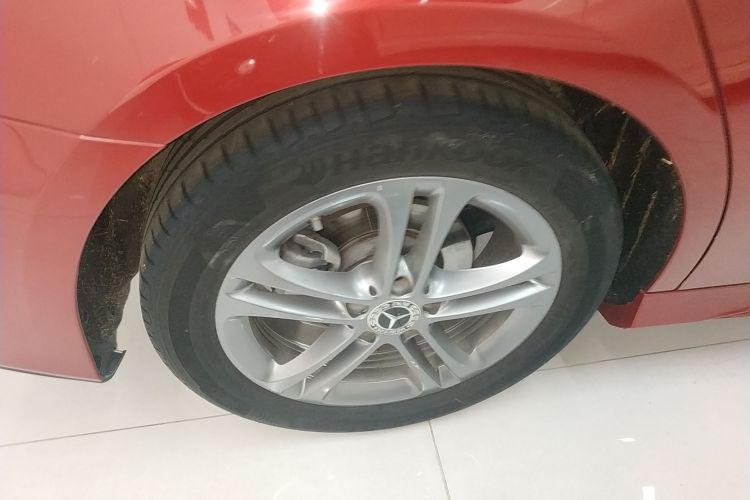 奔驰A级 2020款 改款二 A 180 L 运动轿车车身外观6008