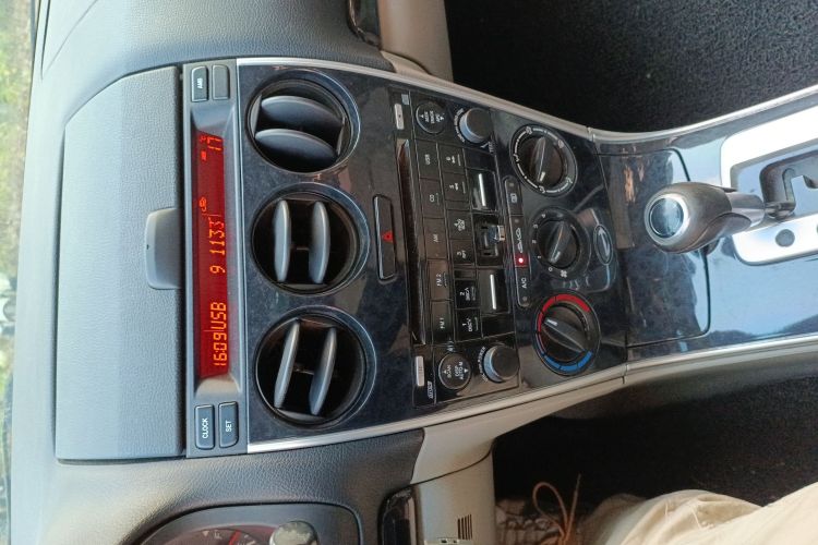 马自达6 2012款 2.0L 自动时尚型中控内饰16