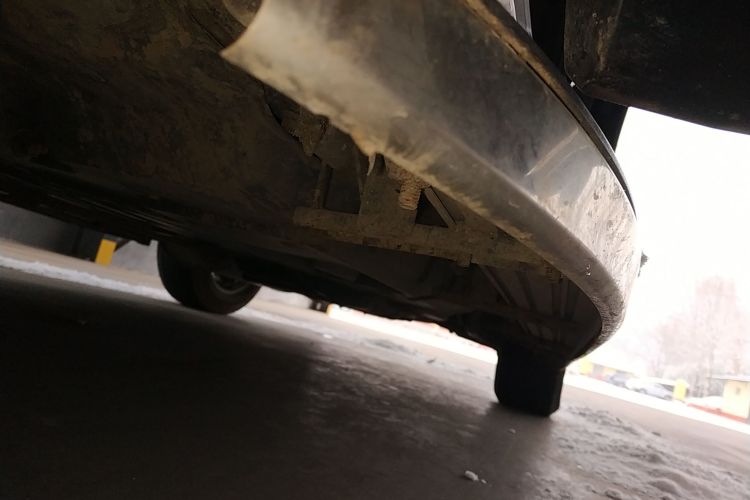 丰田 汉兰达 2018款 2.0T 两驱精英版 7座 国VI局部细节9002