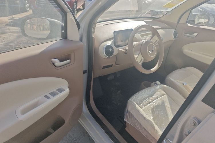 五菱汽车 宏光MINIEV 2025款 四门版 进阶款中控内饰20