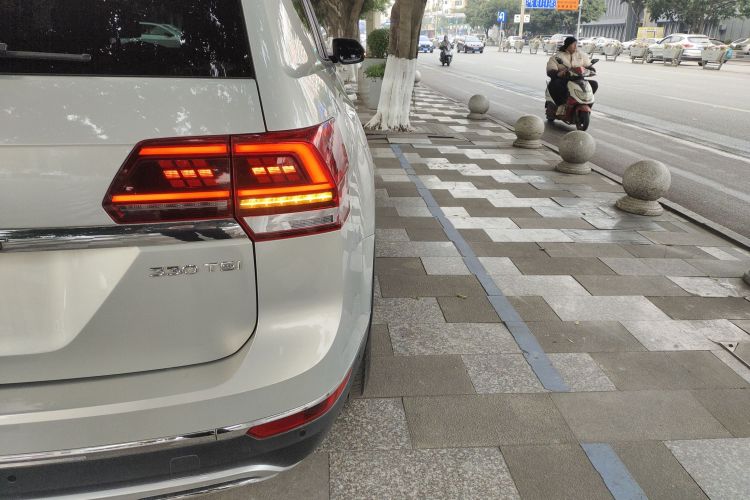 大众 途昂 2019款 330TSI 两驱豪华版 国VI车身外观6006