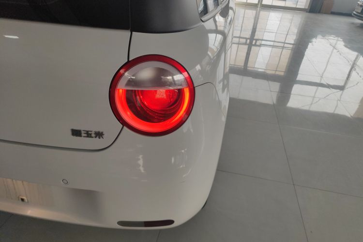 长安启源 长安Lumin 2022款 210km 香甜款车身外观9