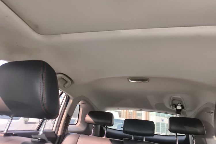 长安CS75 2016款 1.8T 自动精英型 国V局部细节22