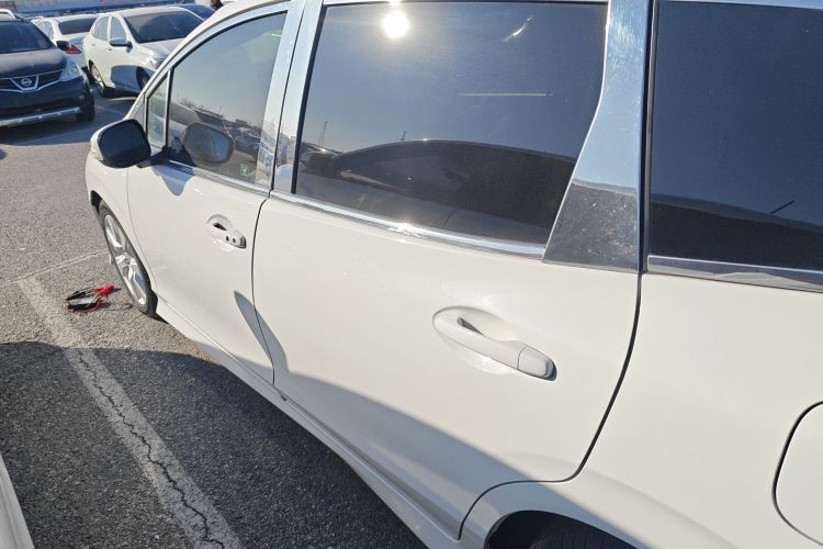 本田 杰德 2014款 1.8L 自动舒适精英版 5座车身外观4