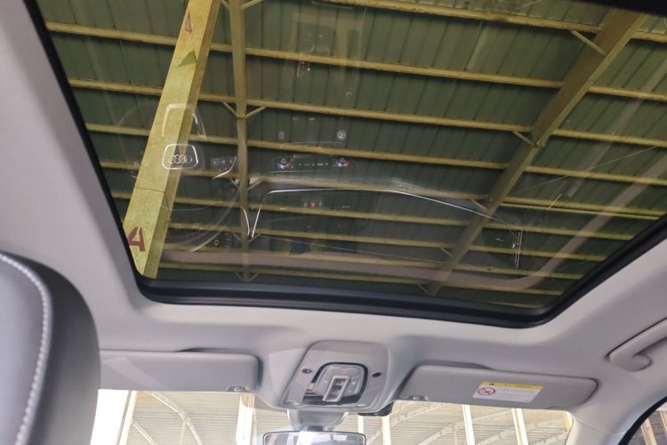 奥迪Q5L 2022款 40T 时尚动感型中控内饰22