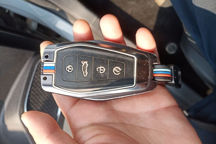 吉利汽车 2022款 博越X 1.8TD DCT智慧型中控内饰11