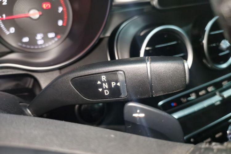 奔驰C级 2018款 C 200 L 运动版 成就特别版局部细节18