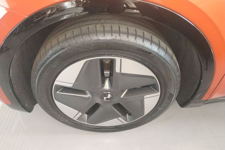 乐道L60 2024款 60kWh 后驱版车身外观6007