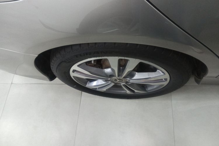 奔驰C级 2021款 C 200 L 时尚型运动版车身外观6008