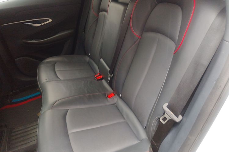 长安UNI-T 2021款 1.5T 卓越型中控内饰7004