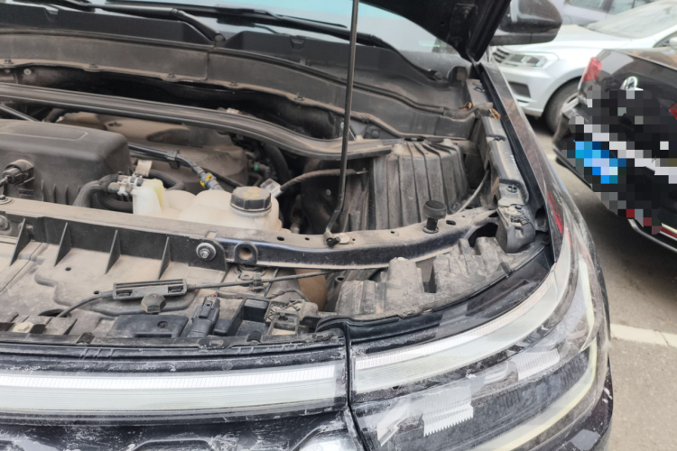 福特 探险者 2023款 EcoBoost 285 四驱钛金版 7座局部细节9007