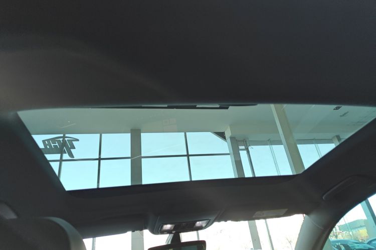 大众 高尔夫 2023款 改款 280TSI DSG R-Line Lite中控内饰22