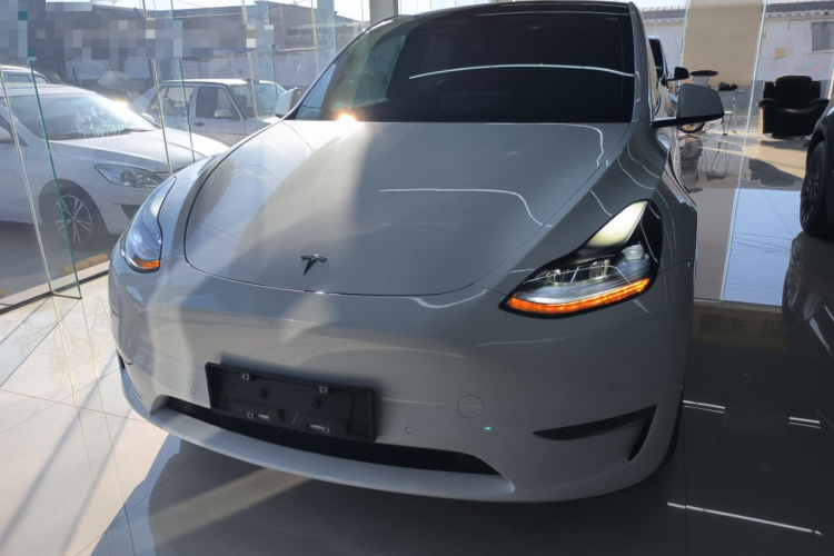 特斯拉 Model Y 2022款 改款 长续航全轮驱动版车身外观6001