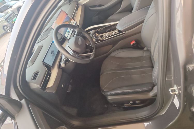 吉利汽车 星瑞 2025款 东方曜 2.0TD 望月版局部细节19