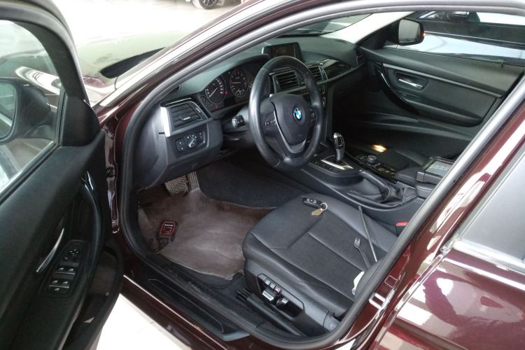 宝马3系 2017款 320Li 时尚型局部细节19