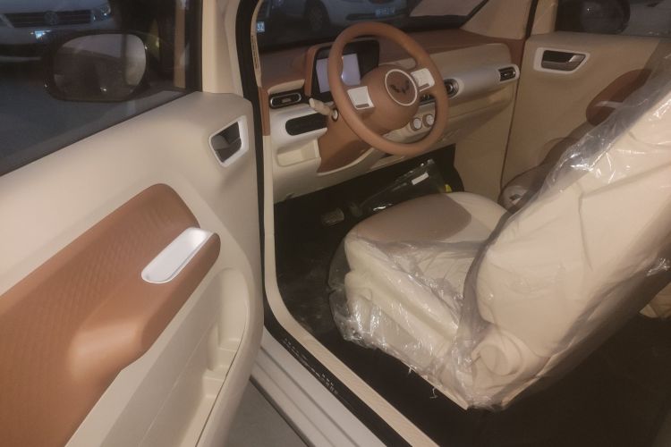 五菱汽车 宏光MINIEV 2024款 第三代 215km 青春版中控内饰20