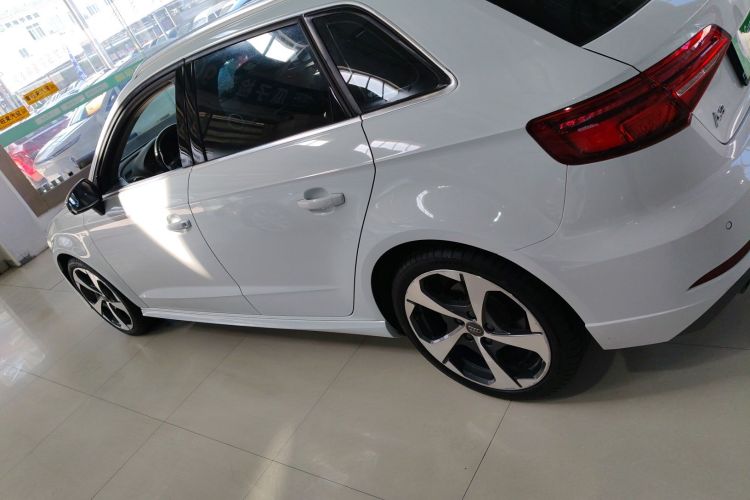 奥迪A3 2019款 Sportback 35 TFSI 运动型 国V车身外观4