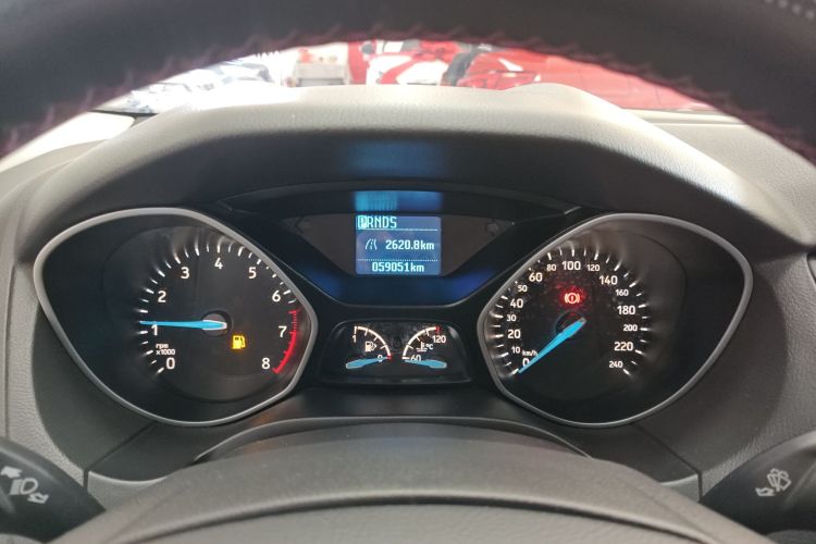 福特 福克斯 2017款 三厢 1.6L 自动舒适型智行版中控内饰14